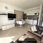 Lilly Playa De Americas