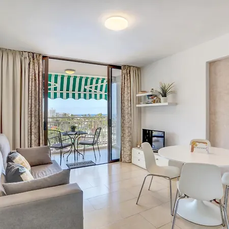 Lilly Playa De Americas Apartment