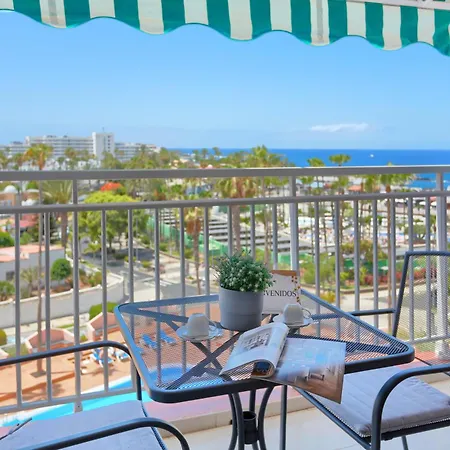 Lilly Playa De Americas * Costa Adeje (Tenerife)